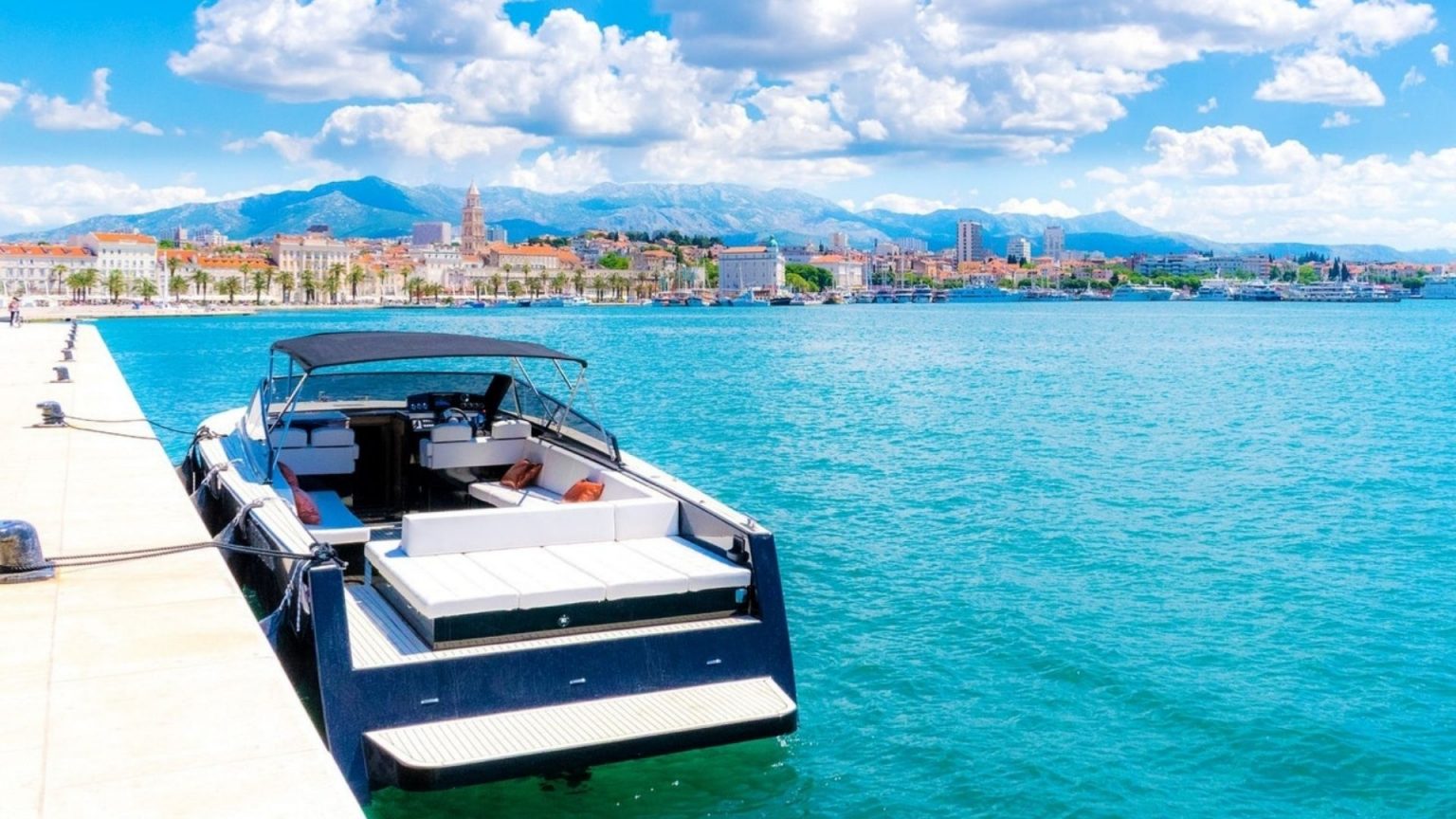V.I.P DAY TOUR SMALL YACHT LUXURY TOUR ALL INCLUSIVE SMALL GROUP